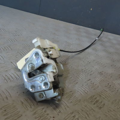 Serrure porte arg PEUGEOT 107