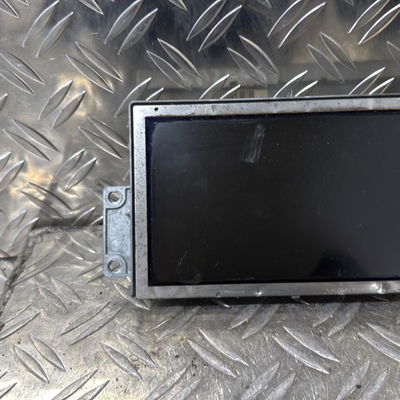 Autoradio Peugeot 407 (6D_) 2.0 hdi 135 (6drhrh, 6drhre, 6drhrg, 6drhrj) (2004-2010) 4 portes