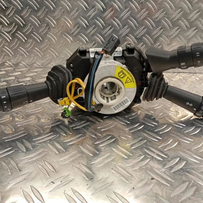 Interrupteur commande de frein a main Fiat BRAVO II (198_) 1.9 d multijet (198axb1a) (2007-2014)