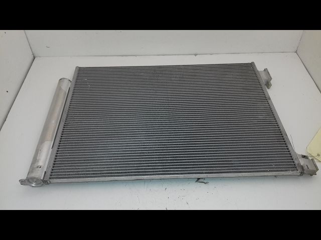 Condenseur clim RENAULT CLIO