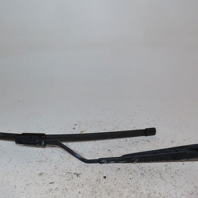 Bras essuie-glace avant gauche Renault MEGANE IV 3-5 portes (B9A-M-N_) 1.5 dci 90 (b9a1) (2015)