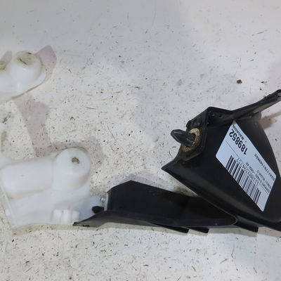 Support g pare-choc ar Renault MEGANE IV 3-5 portes (B9A-M-N_) 1.5 dci 90 (b9a1) (2015)