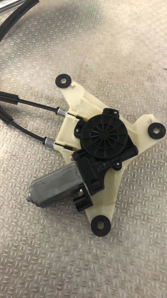 Mecanisme  moteur lève-glace avant droit RENAULT MASTER 3  MASTER 3 PHASE 3