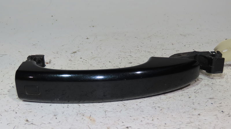 Poignee ext porte ard Audi A4 B8 Avant (8K5) 2.0 tdi (2008-2015)