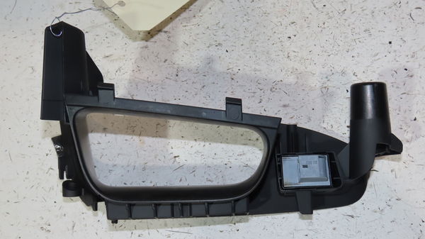 Commande lève-glace porte avant droite Audi A4 B8 Avant (8K5) 2.0 tdi (2008-2015)