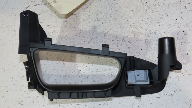 Commande lève-glace porte avant droite Audi A4 B8 Avant (8K5) 2.0 tdi (2008-2015)