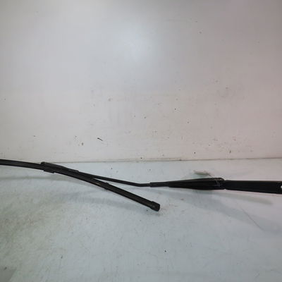 Bras essuie-glace avant gauche IVECO 35S18