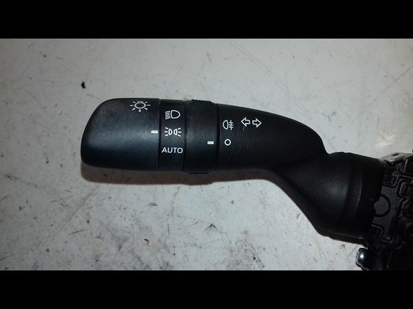 Bloc commodos Toyota AYGO X (_B7_) 1.0 vvt-i (kgb70) (2022)