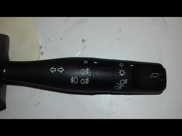 Commande eclairage Peugeot 306 3-5 portes (7A, 7C, N3, N5) 1.8 (1993-2001)