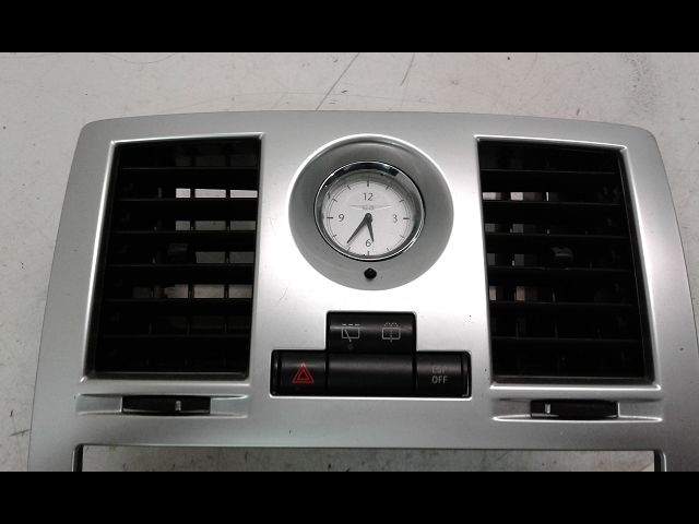 Commande de chauffage Chrysler 300C Touring (LX, LE) 3.0 crd (2005-2010)