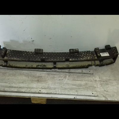 Absorbeur pare-choc av Nissan QASHQAI II SUV (J11, J11_) 1.2 dig-t (2013)