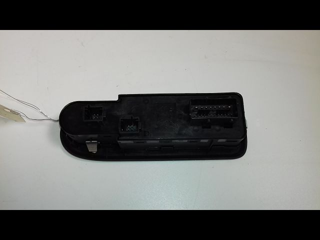 Commande lève-glace porte avant gauche Citroën C5 III Break (RW_) 2.0 hdi (2008)