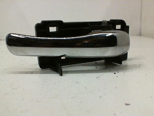 Poignee int porte avd Alfa romeo GT (937_) 1.9 jtd (937cxn1b) (2003-2010) 3 portes