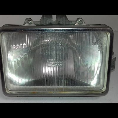 Phare longue portee avant droit Chrysler LE BARON Décapotable 2.5 i turbo (1989-1993)
