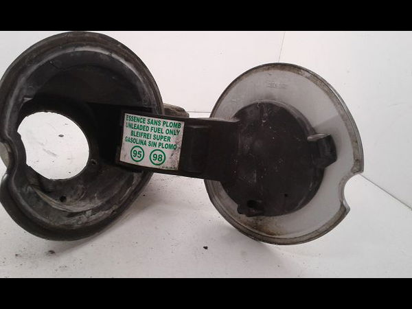 Portillon carburant aile ard Renault TWINGO II (CN0_) 1.2 (cn0d) (2007-2014) 3 portes