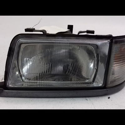 Phare gauche Audi 80 B4 A trois volumes (8C2) 1.6 e (1993-1994)