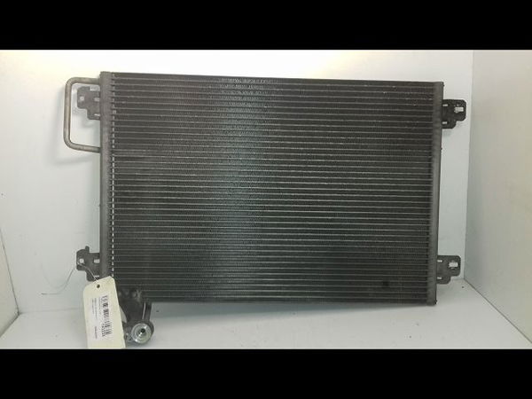 Condenseur clim Renault SCÉNIC I Monospace (JA0-1_, FA0_) 1.6 (ja00, ja16, ja15, ja19, ja1v, ja2b, ja2c, ja0b,... (1999-2003) 5 portes