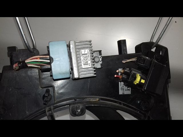 Ventilateur de refroidissement Renault CLIO IV (BH_) 1.5 dci 75 (2012) 5 portes