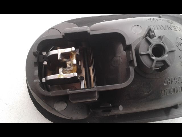 Poignee int porte avg Renault TWINGO II (CN0_) 1.2 (cn0d) (2007-2014) 3 portes