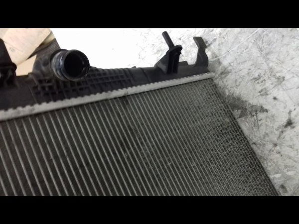 Radiateur Renault GRAND SCÉNIC III (JZ0-1_) 1.9 dci (2009)
