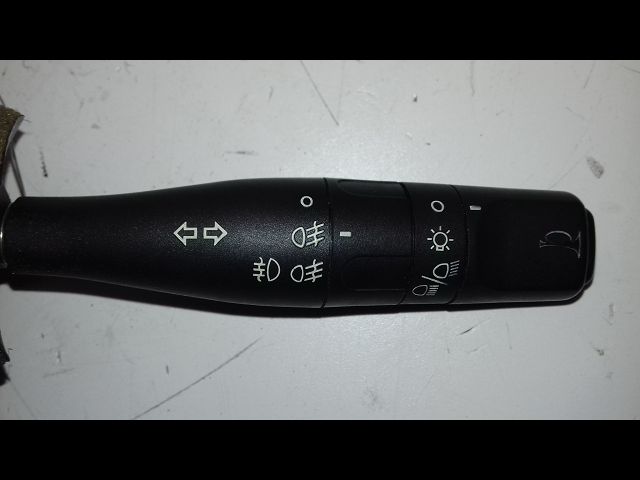 Commande eclairage Peugeot 306 3-5 portes (7A, 7C, N3, N5) 1.4 (1993-2001) 5 portes