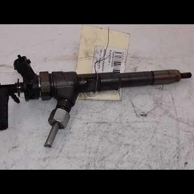 Injecteur 1 Renault KANGOO Express (FW0-1_) 1.5 dci 75 (fw07, fw10, fw04) (2010) 4 portes