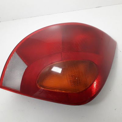 Feu arrière droit Ford FIESTA IV (JA_, JB_) 1.3 i (1995-2002)