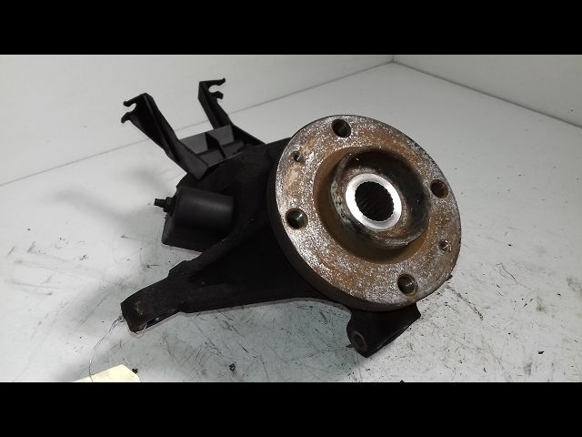 Pivot avd Peugeot 206 3-5 portes (2A-C) 1.6 hdi 110 (2004-2007)