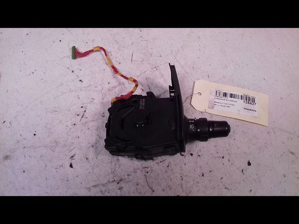 Commande eclairage Renault CLIO III (BR0-1, CR0-1) 1.5 dci (c-br0g, c-br1g) (2005-2012) 5 portes