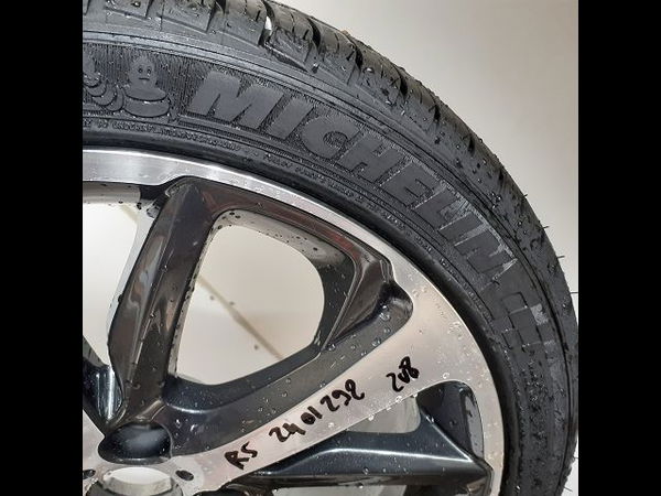 Roue complete PEUGEOT 208