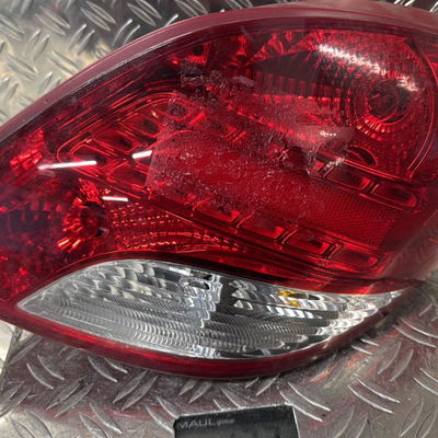 Feu arrière droit Peugeot 207 CC (WD_) 1.6 hdi (2007-2015)