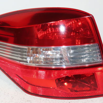 Feu arrière gauche Renault LAGUNA III Grandtour (KT0-1) 1.5 dci (kt0a, kt0r, kt02) (2007-2015)