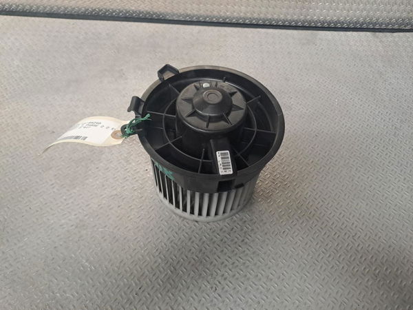 Moteur ventilateur chauffage Nissan QASHQAI - QASHQAI 2 I (J10, NJ10, JJ10E) 2.0 (2007-2013)