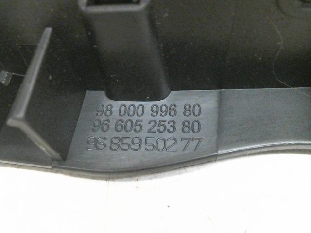 Poignee int porte avd Citroën C4 GRAND PICASSO II (DA_, DE_) 1.6 hdi - bluehdi 115 (2013)