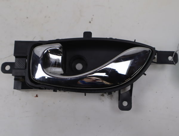 Poignee int porte arg Renault KOLEOS I (HY_) 2.0 dci 4x4 (hy0b) (2008)