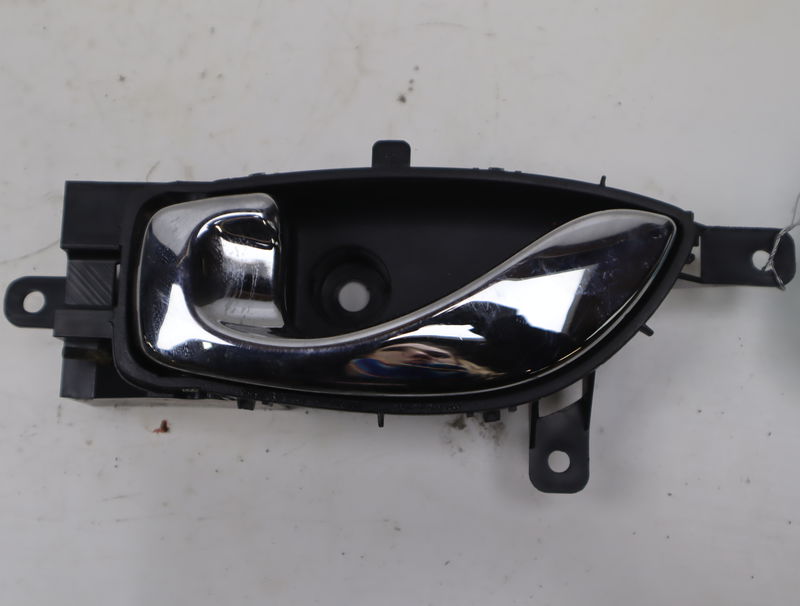 Poignee int porte arg Renault KOLEOS I (HY_) 2.0 dci 4x4 (hy0b) (2008)