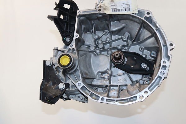 Boîte à vitesse mecanique Citroën C3 III (SX) 1.2 puretech 82 (2018) 5 portes