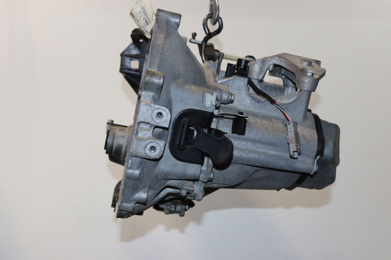 Boîte à vitesse mecanique Citroën C3 III (SX) 1.2 puretech 82 (2018) 5 portes