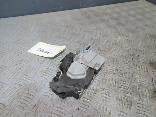 Serrure porte arg PEUGEOT 206