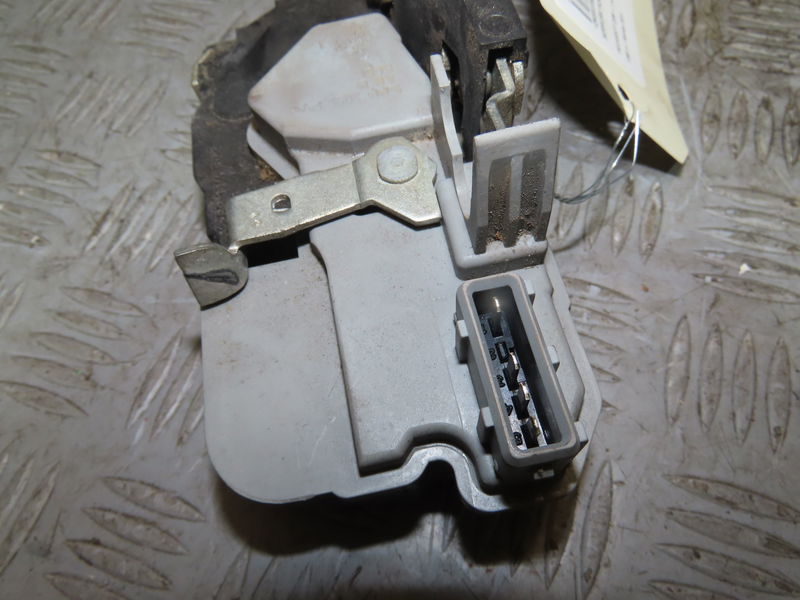 Serrure porte arg PEUGEOT 206