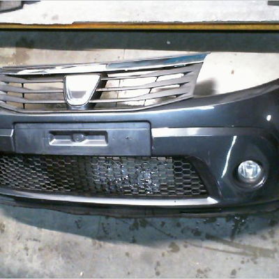Pare-choc avant Dacia SANDERO 1.4 mpi lpg (2009)