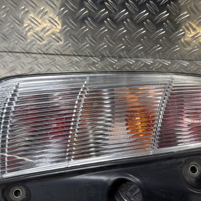 Feu arrière gauche Lancia YPSILON (843_) 1.2 (843.axa1a) (2003-2011)