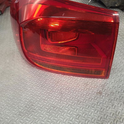 Feu arrière gauche Volkswagen TIGUAN (5N_) 2.0 tdi 4motion (2007-2018)