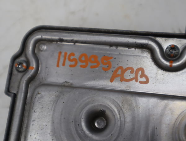 Calculateur moteur Renault KOLEOS I (HY_) 2.0 dci 4x4 (hy0b) (2008)