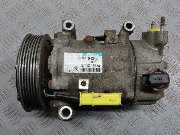 Compresseur air conditionne PEUGEOT 207