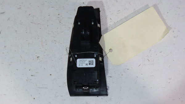 Commande lève-glace porte avant gauche Bmw 1 (F40) 118 i (2019) 5 portes