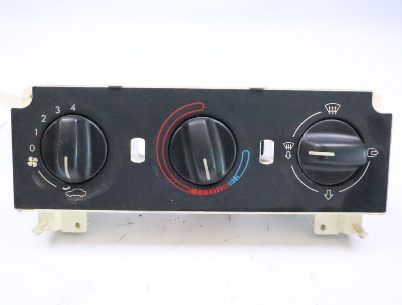 Commande de chauffage Peugeot 306 (7B, N3, N5) 1.9 sld (1994-2001)