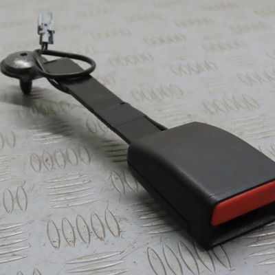 Ancrage ceinture avant droit RENAULT CLIO