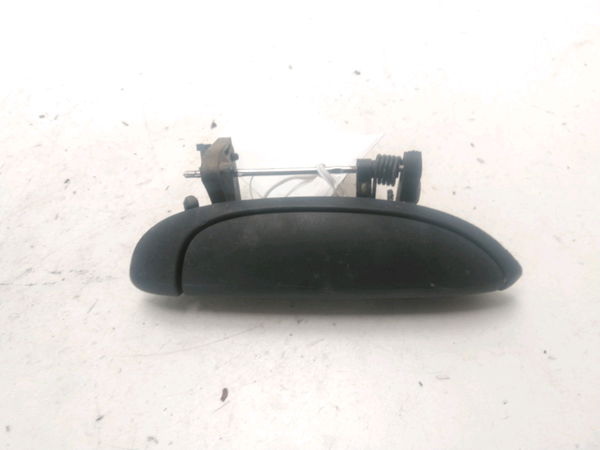 Poignee ext porte ard RENAULT CLIO