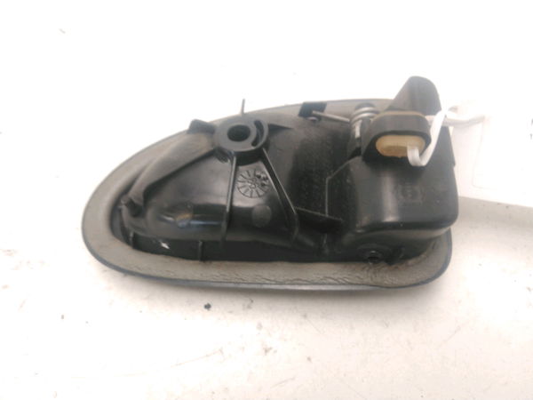 Poignee int porte arg RENAULT CLIO